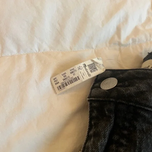 Madewell Curvy 90’s Straight Black Denim Jeans NWT - Picture 4 of 5